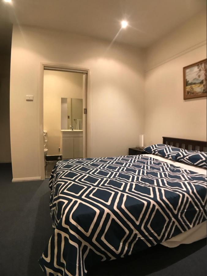 Malvern Backpackers Melbourne Exteriör bild
